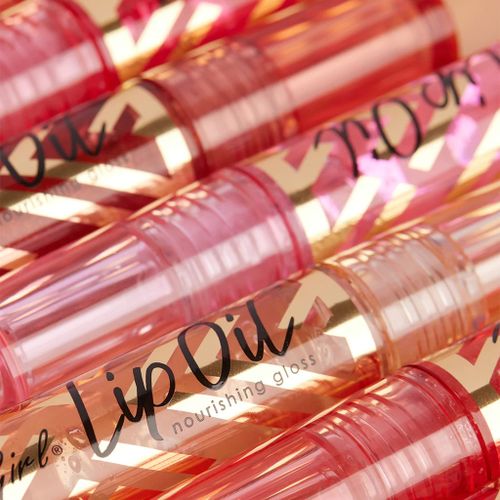 Moisturizing And Lip Gloss Gloss- GLC722 - Sheer Strawberry